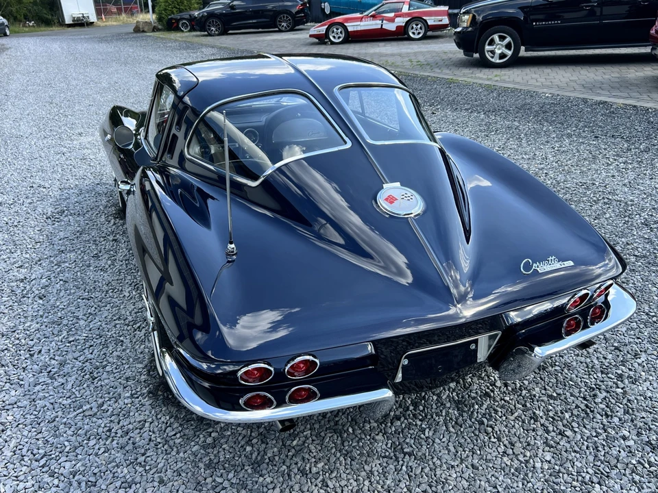 1963 Chevrolet Corvette C2 - Image 23 of 31