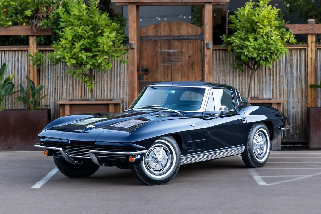 1963 Chevrolet Corvette C2 - Image 10 of 31