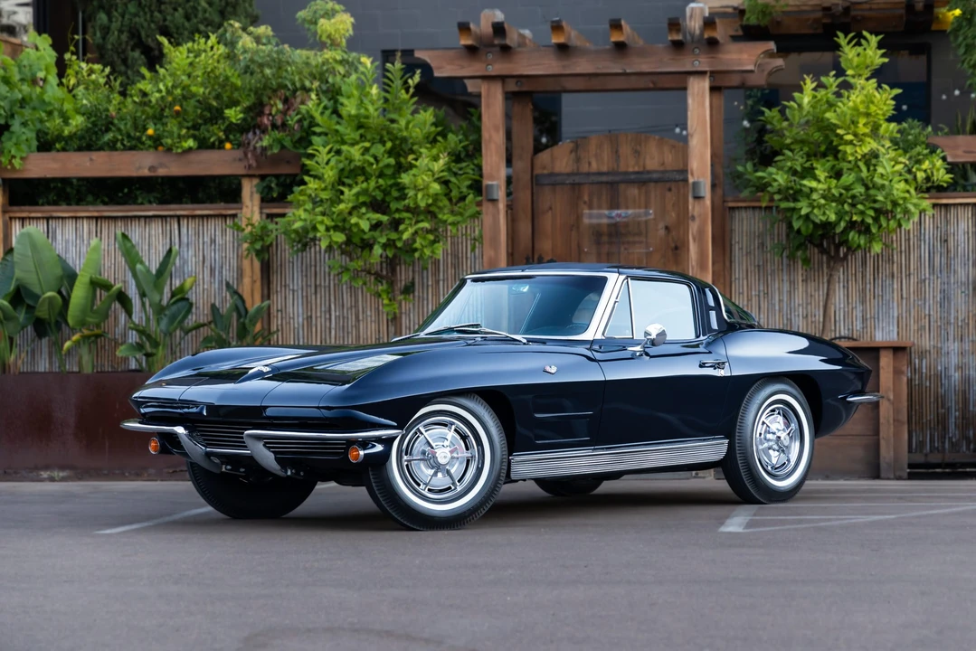 1963 Chevrolet Corvette C2 - Image 12 of 31
