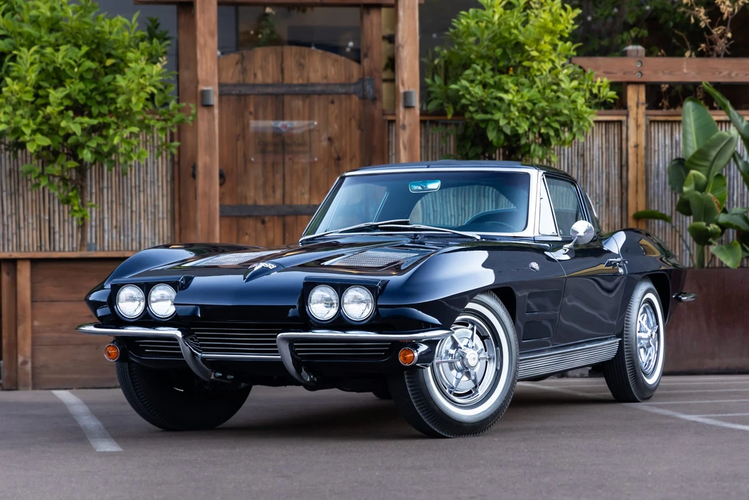 1963 Chevrolet Corvette C2 - Image 7 of 31