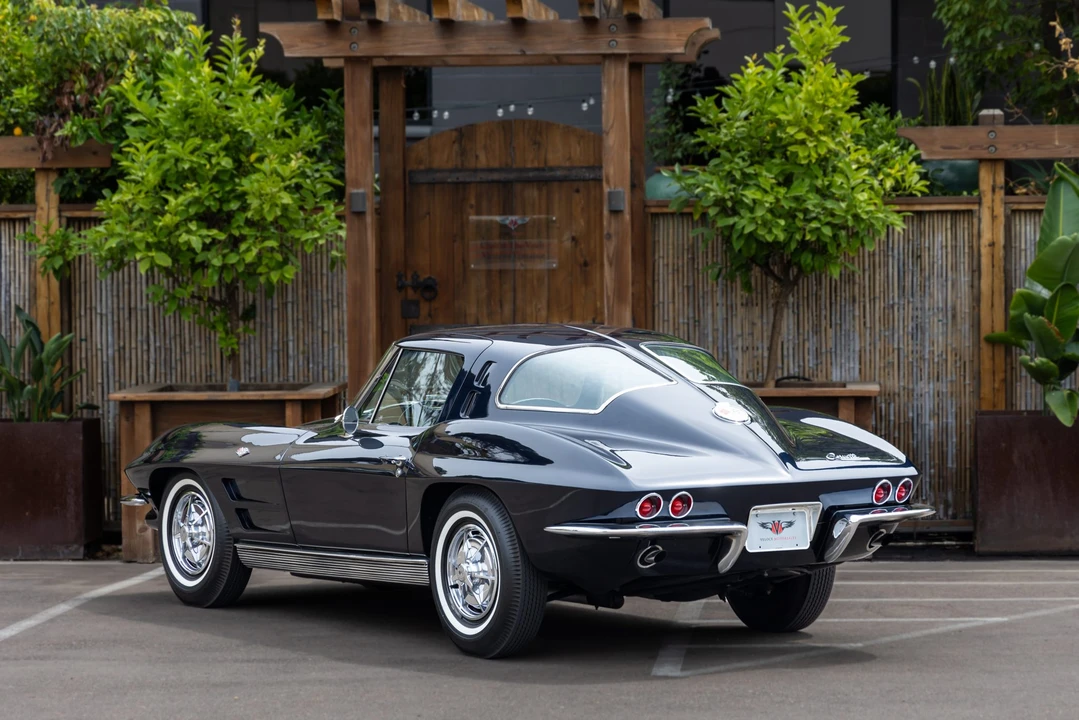 1963 Chevrolet Corvette C2 - Image 17 of 31