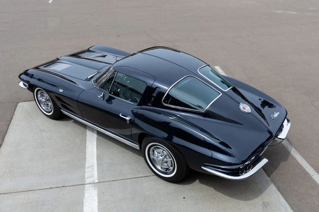 1963 Chevrolet Corvette C2 - Image 21 of 31