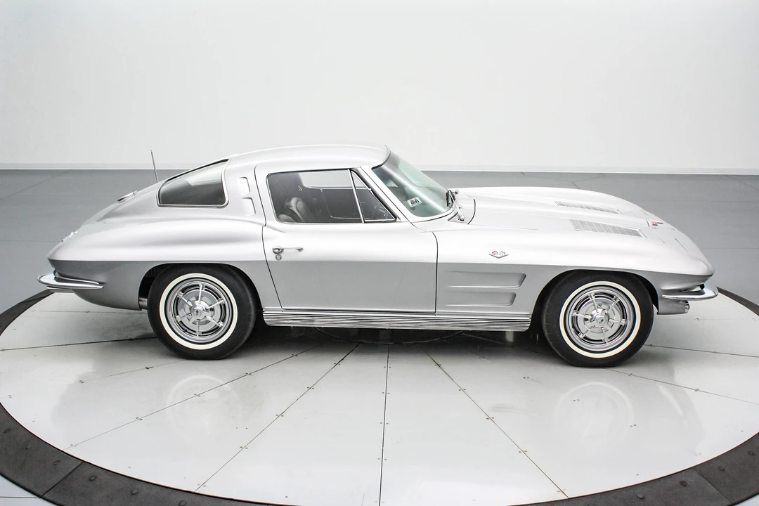 1963 Chevrolet Corvette C2 - Image 8 of 31