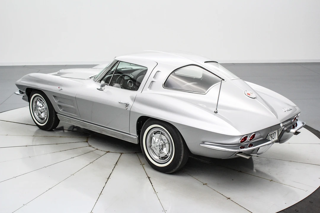 1963 Chevrolet Corvette C2 - Image 4 of 31