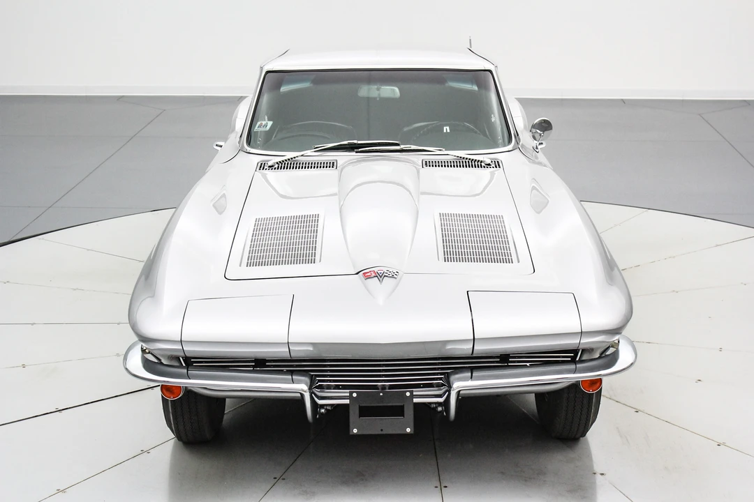 1963 Chevrolet Corvette C2 - Image 10 of 31