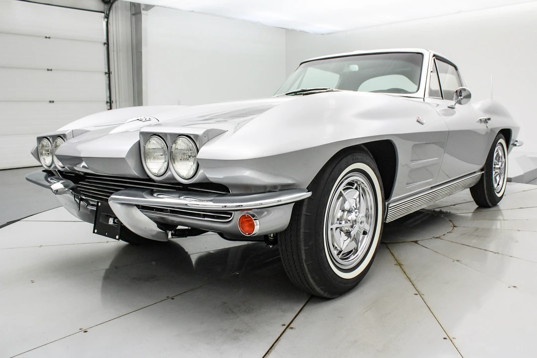 1963 Chevrolet Corvette C2 - Image 13 of 31