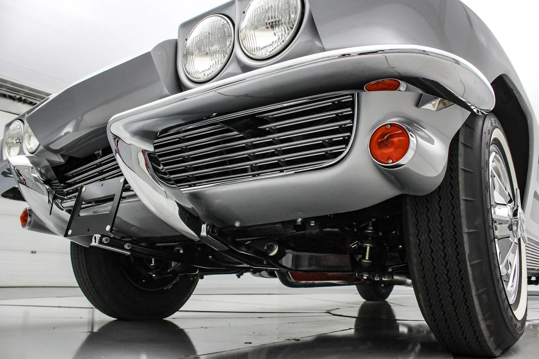 1963 Chevrolet Corvette C2 - Image 15 of 31