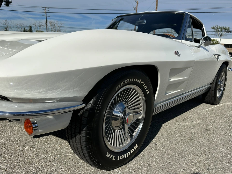 1963 Chevrolet Corvette C2 - Image 14 of 31