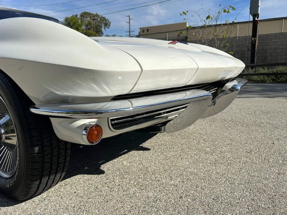 1963 Chevrolet Corvette C2 - Image 21 of 31