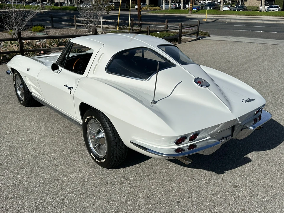1963 Chevrolet Corvette C2 - Image 10 of 31