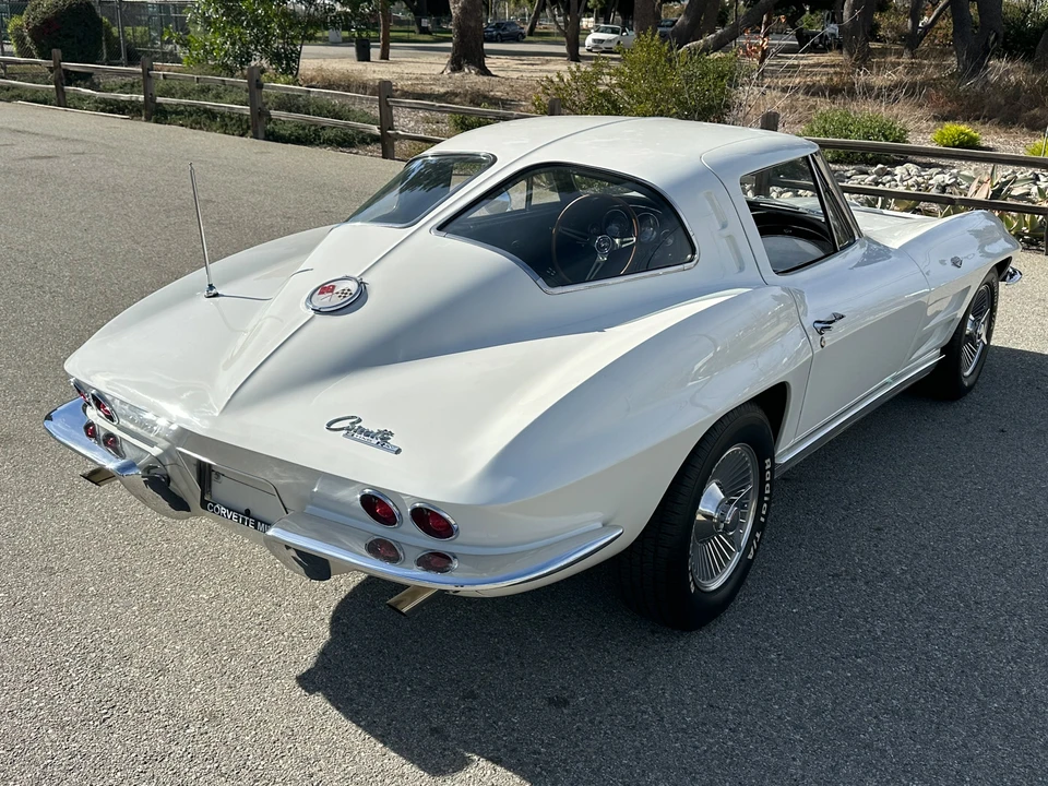 1963 Chevrolet Corvette C2 - Image 8 of 31
