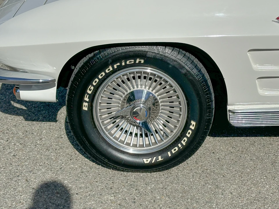 1963 Chevrolet Corvette C2 - Image 28 of 31