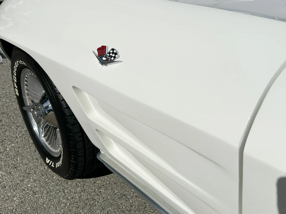 1963 Chevrolet Corvette C2 - Image 15 of 31
