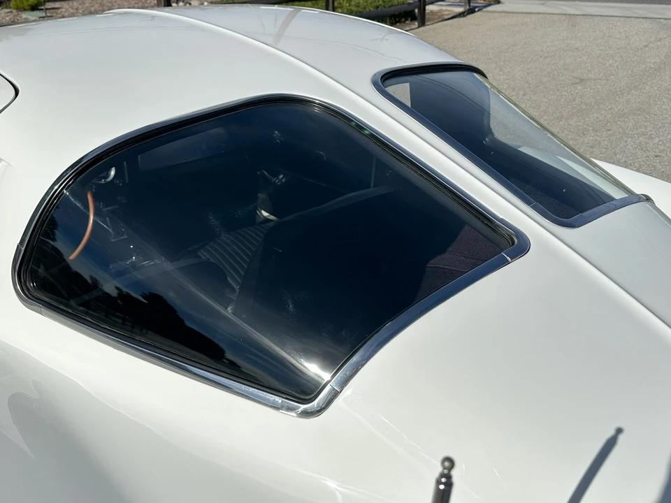 1963 Chevrolet Corvette C2 - Image 16 of 31