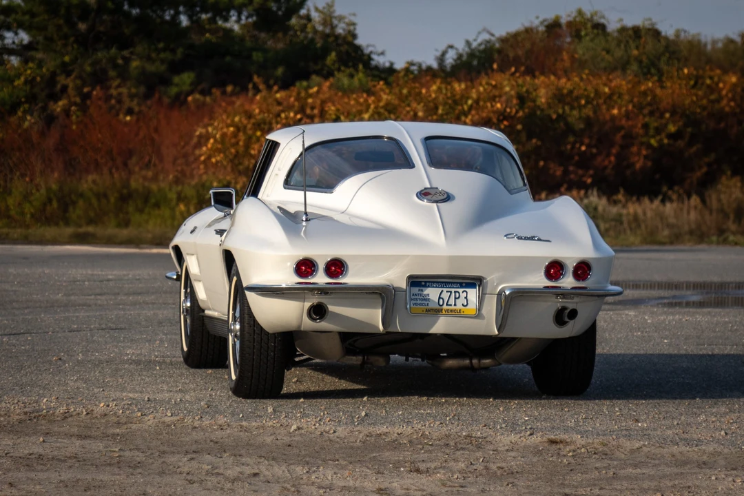 1963 Chevrolet Corvette C2 - Image 15 of 31