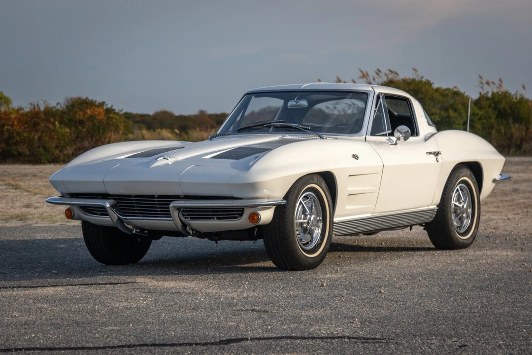 1963 Chevrolet Corvette C2 - Image 30 of 31