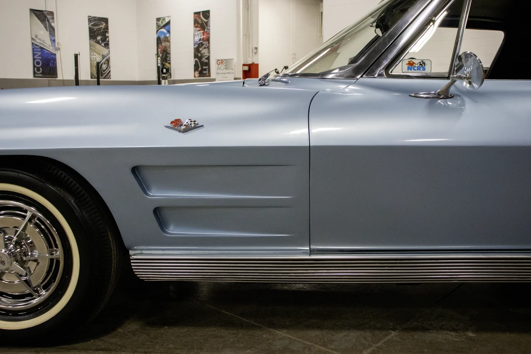 1963 Chevrolet Corvette C2 - Image 24 of 31