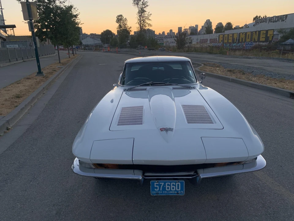 1963 Chevrolet Corvette C2 - Image 3 of 31
