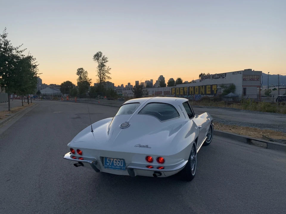 1963 Chevrolet Corvette C2 - Image 14 of 31