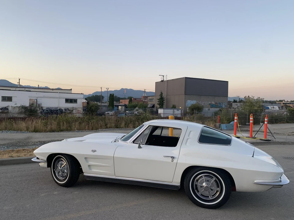 1963 Chevrolet Corvette C2 - Image 27 of 31