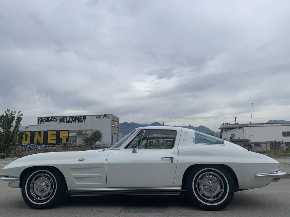 1963 Chevrolet Corvette C2 - Image 30 of 31