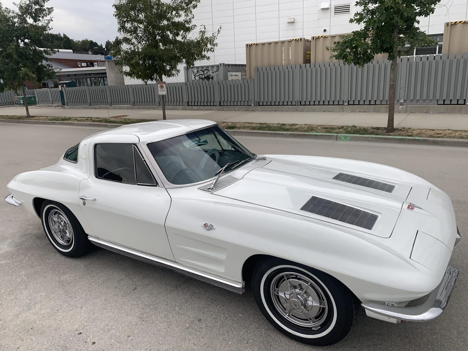 1963 Chevrolet Corvette C2 - Image 7 of 31
