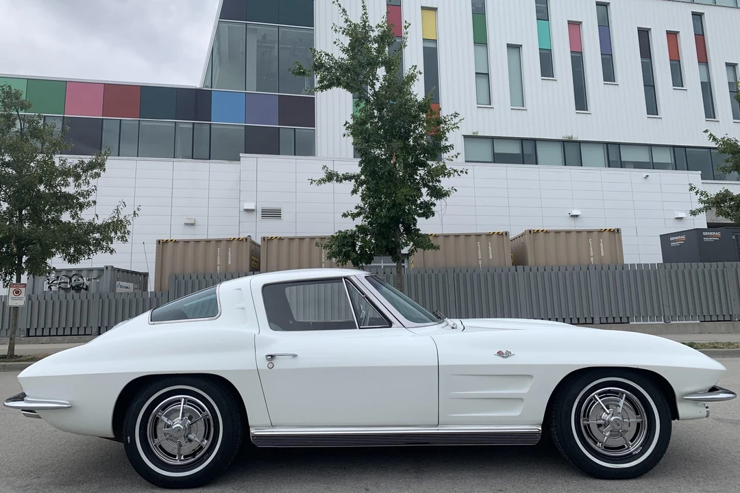 1963 Chevrolet Corvette C2 - Image 9 of 31