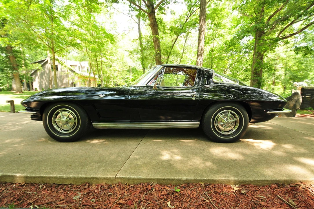 1963 Chevrolet Corvette C2 - Image 7 of 31