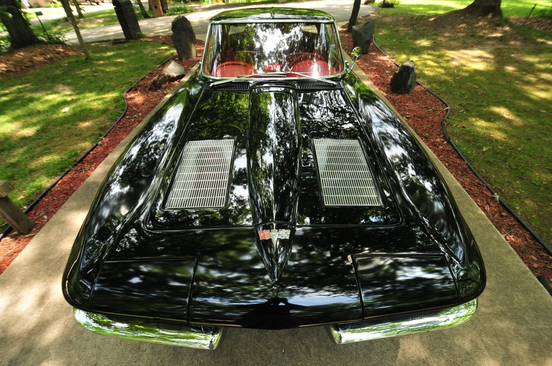 1963 Chevrolet Corvette C2 - Image 26 of 31