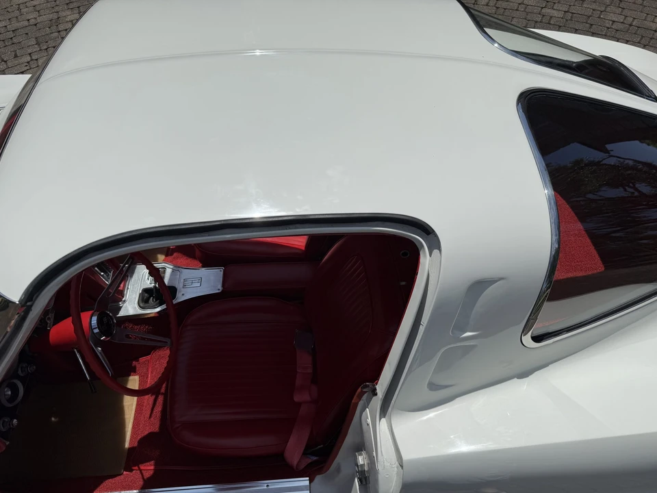 1963 Chevrolet Corvette C2 - Image 16 of 31