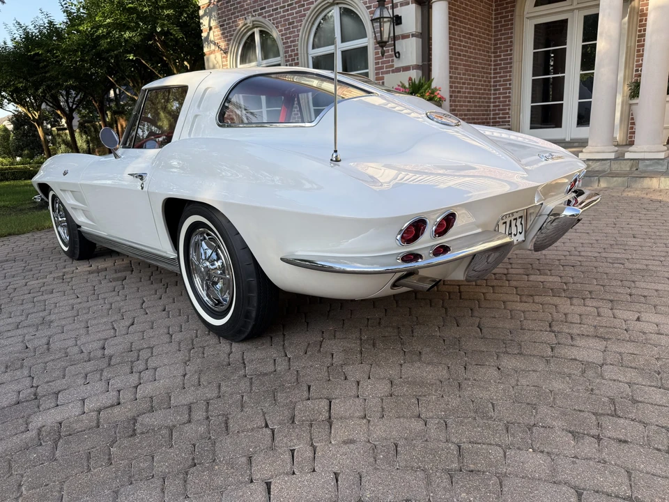 1963 Chevrolet Corvette C2 - Image 6 of 31