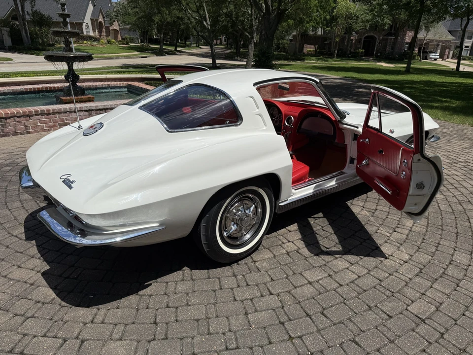 1963 Chevrolet Corvette C2 - Image 15 of 31