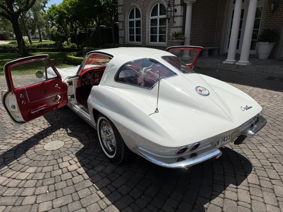 1963 Chevrolet Corvette C2 - Image 14 of 31