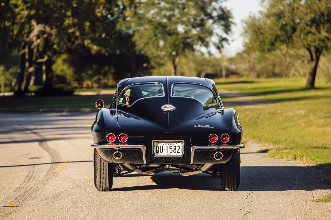 1963 Chevrolet Corvette C2 - Image 18 of 31