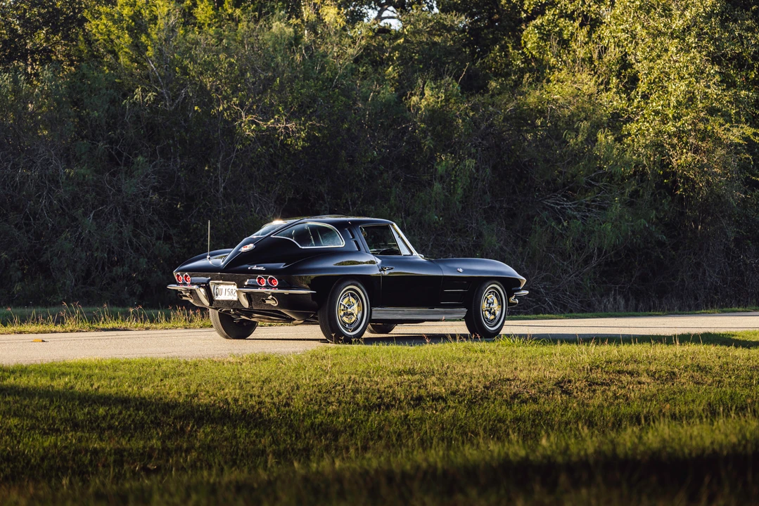 1963 Chevrolet Corvette C2 - Image 23 of 31