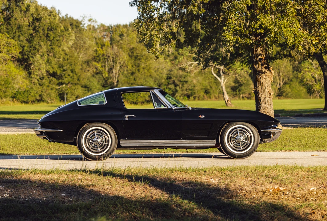 1963 Chevrolet Corvette C2 - Image 30 of 31