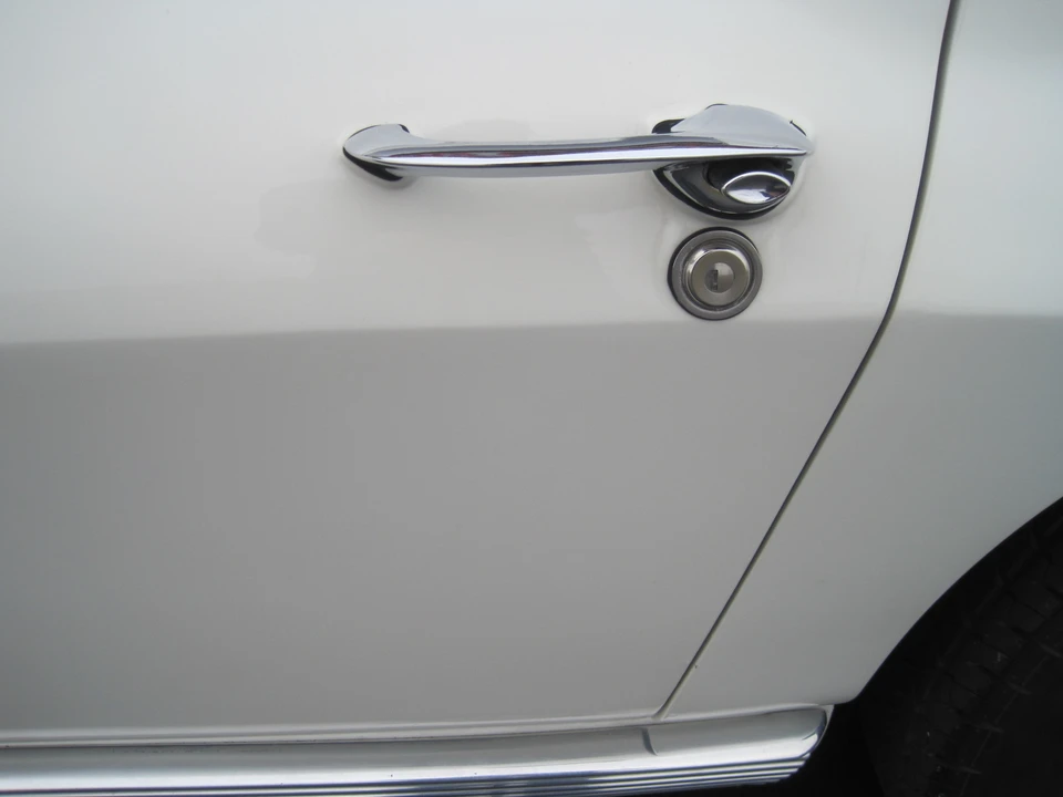 1963 Chevrolet Corvette C2 - Image 21 of 31