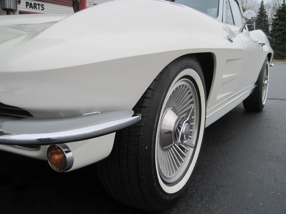 1963 Chevrolet Corvette C2 - Image 13 of 31