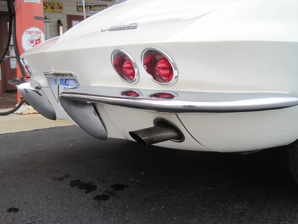 1963 Chevrolet Corvette C2 - Image 29 of 31