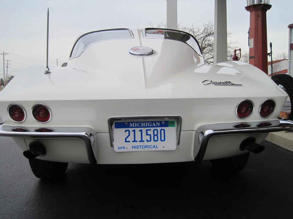 1963 Chevrolet Corvette C2 - Image 26 of 31