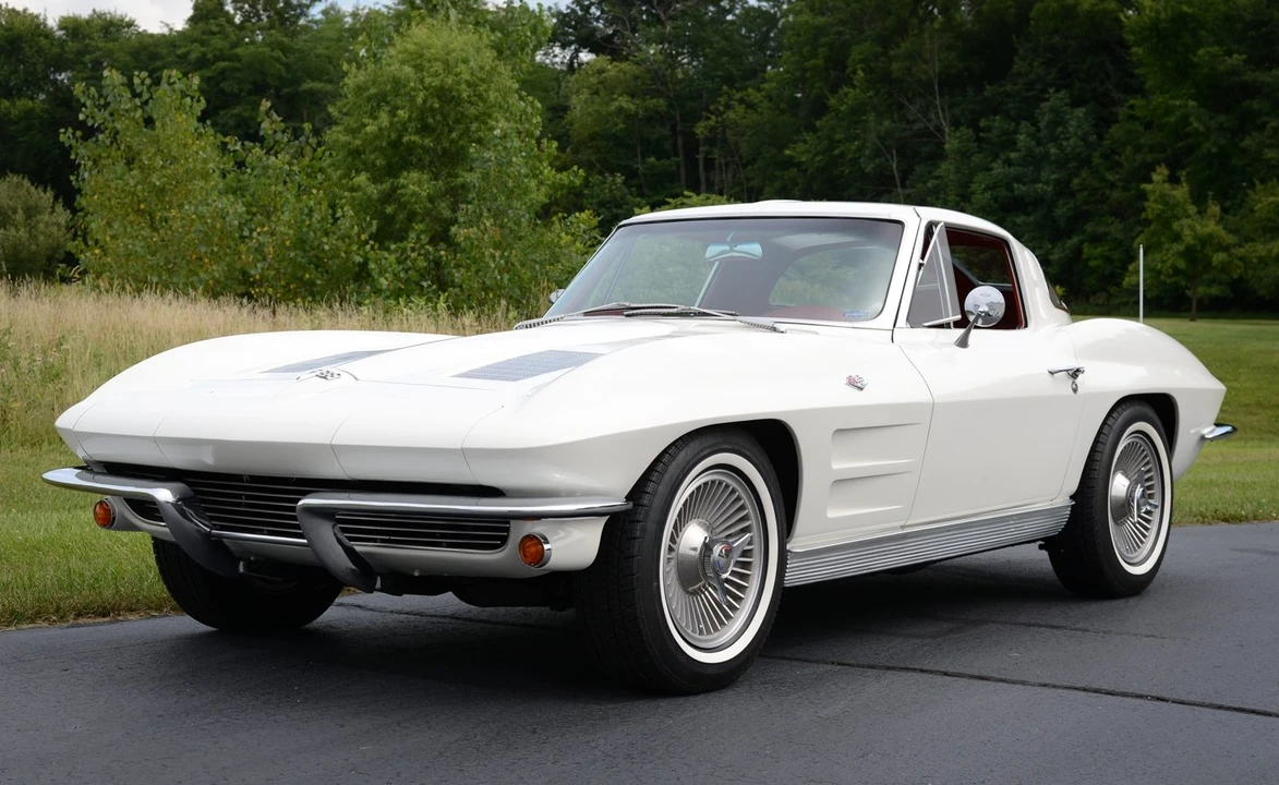 1963 Chevrolet Corvette C2 - Image 2 of 31