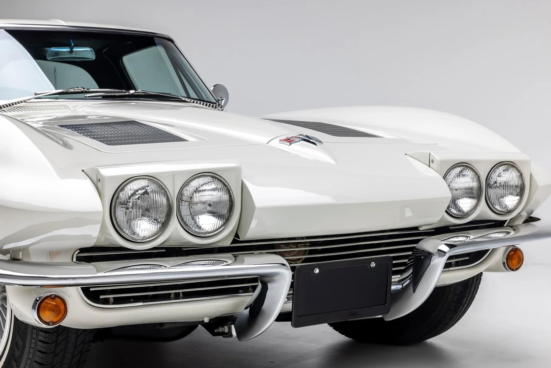 1963 Chevrolet Corvette C2 - Image 26 of 31