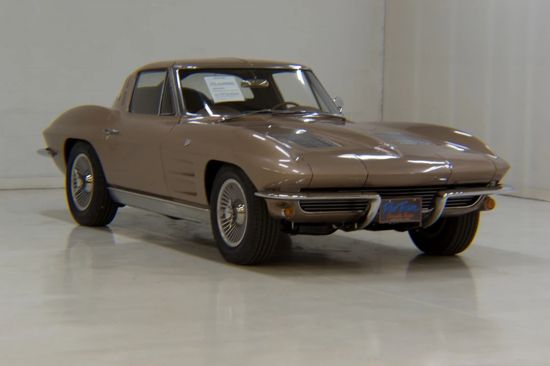 1963 Chevrolet Corvette C2 - Image 4 of 31