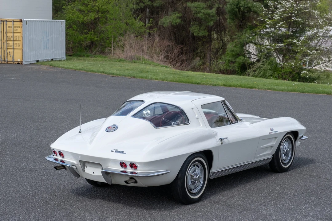 1963 Chevrolet Corvette C2 - Image 19 of 31