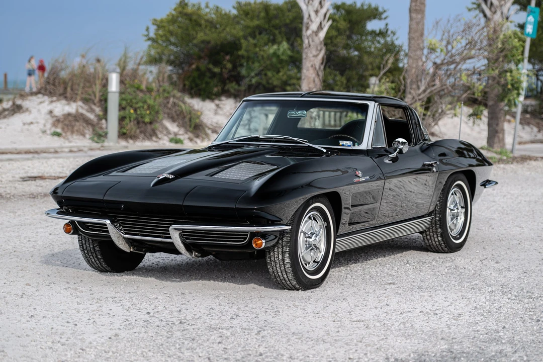1963 Chevrolet Corvette C2 - Image 24 of 31
