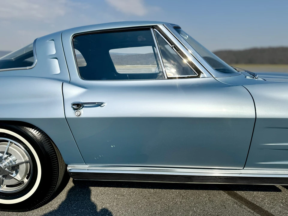 1963 Chevrolet Corvette C2 - Image 26 of 31
