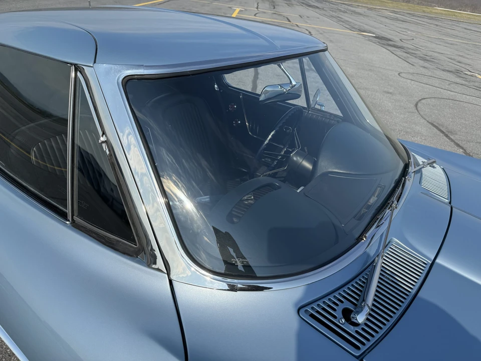 1963 Chevrolet Corvette C2 - Image 21 of 31