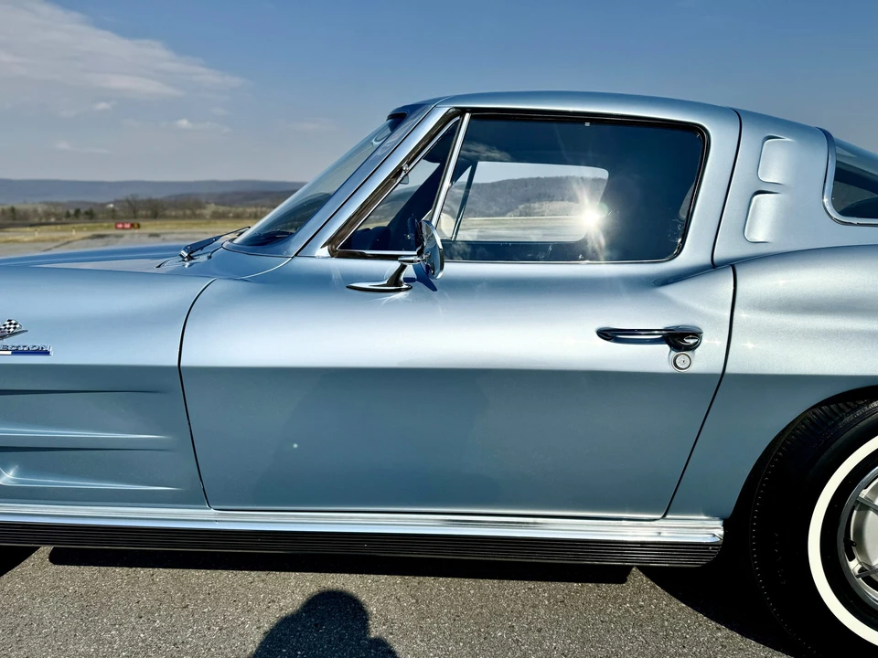 1963 Chevrolet Corvette C2 - Image 23 of 31
