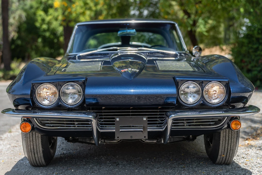1963 Chevrolet Corvette C2 - Image 11 of 31