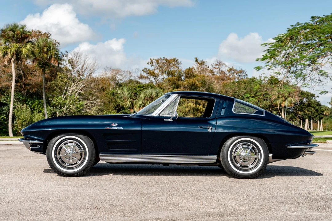 1963 Chevrolet Corvette C2 - Image 8 of 31